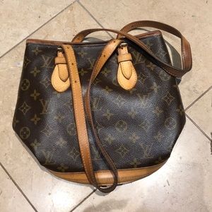 LOUIS VUITTON Petit Bucket Bag *USED*